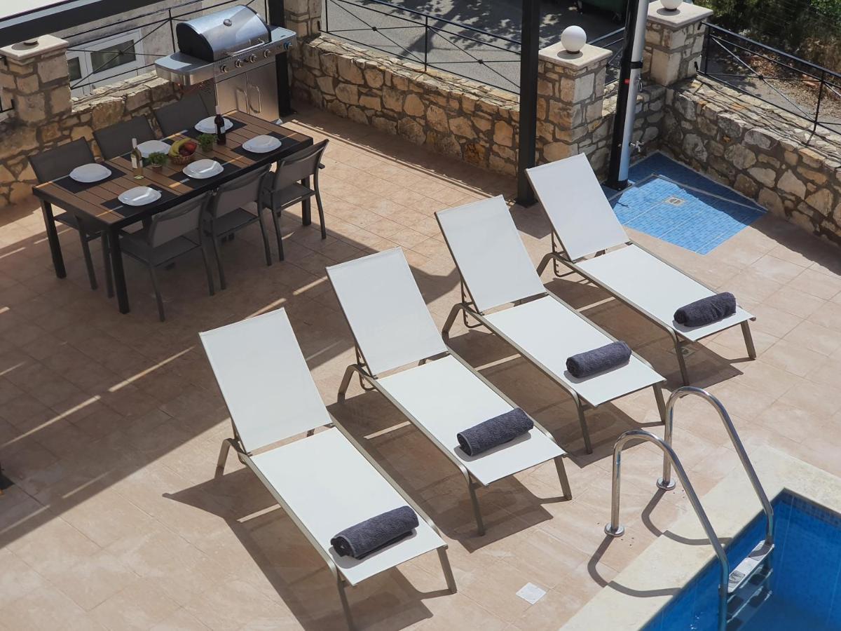 Natural View Villa With Private Pool Skouloúfia 외부 사진